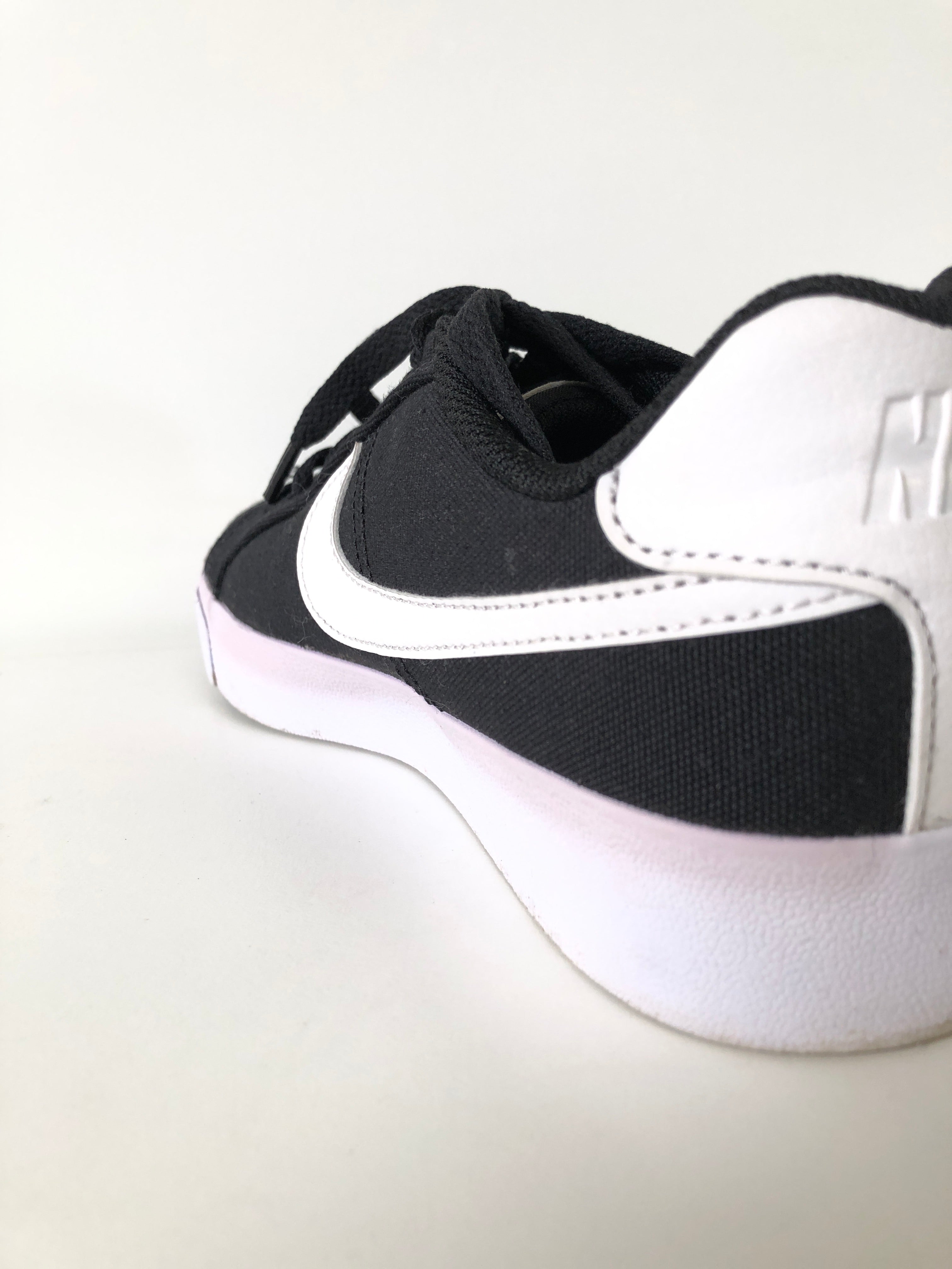 Nike Gummisko